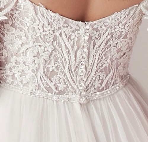 Maggie Sottero By Rebecca Ingram NIA Size 10, #20RT220 -New Wedding Dress Ivory - Picture 8 of 12