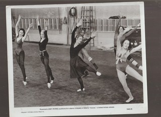 8X10 B&W PHOTO OF SCENE AMY IRVING AND OTHERS