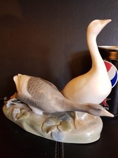 Royal Copenhagen - Pair of Geese - Mn. 609 - Figurine by Ingeborg Nielsen