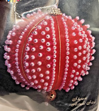 Holiday Industries 3147 Red FACETTED DANDY Sequin Bead Christmas Ornament KIT