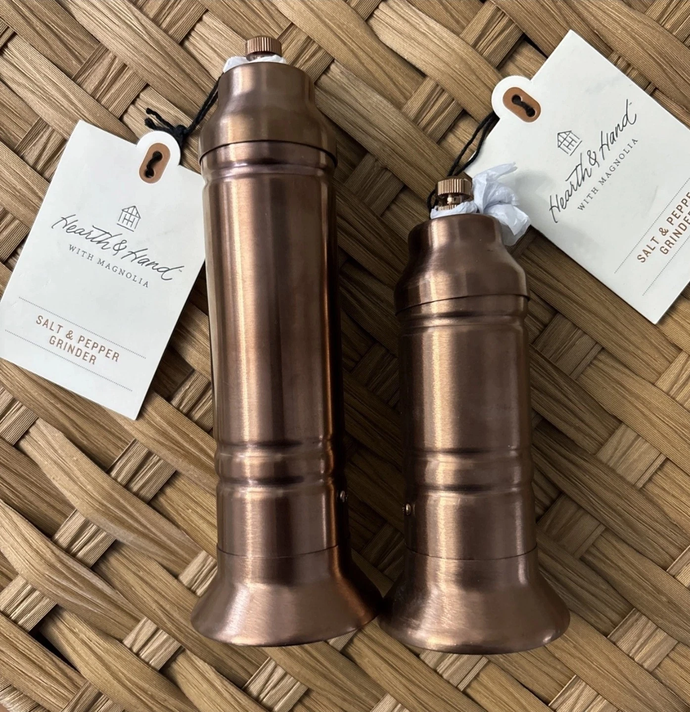 Salt and Pepper Crank Grinder set.Copper Finish - Hearth & Hand with Magnolia
Opens in a new window