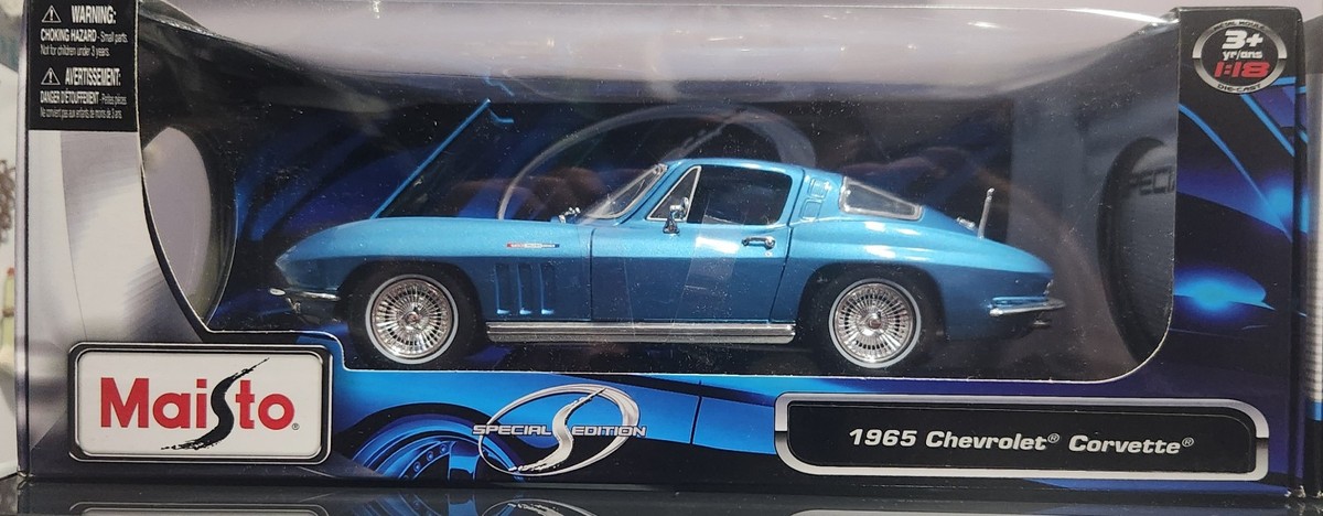 Mô hình xe Chevrolet Corvette 1965 1:18 Maisto - 31640