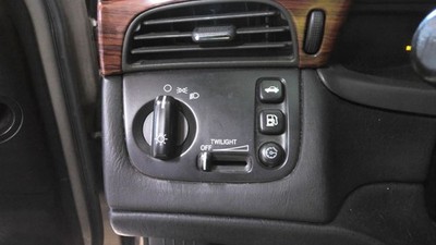 DEVILLE   2004 Dash/Interior/Seat Switch 288014