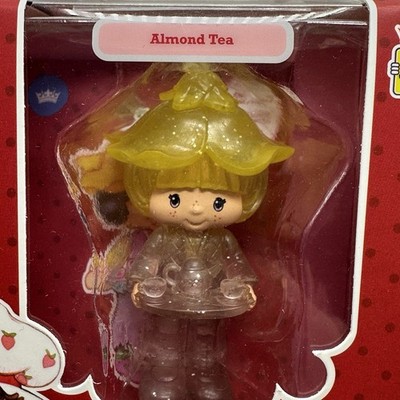 Cheebee Almond Tea Chase Figure Strawberry Shortcake Series 2 Yellow Glitter