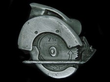 UC13141 VINTAGE 1979 COMBINATION BLADE SAW TOOLS BERGAMOT BELT BUCKLE