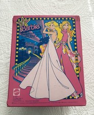 Vintage 1977 Barbie Superstar Fashion Doll Trunk Wardrobe Case Pink Vinyl