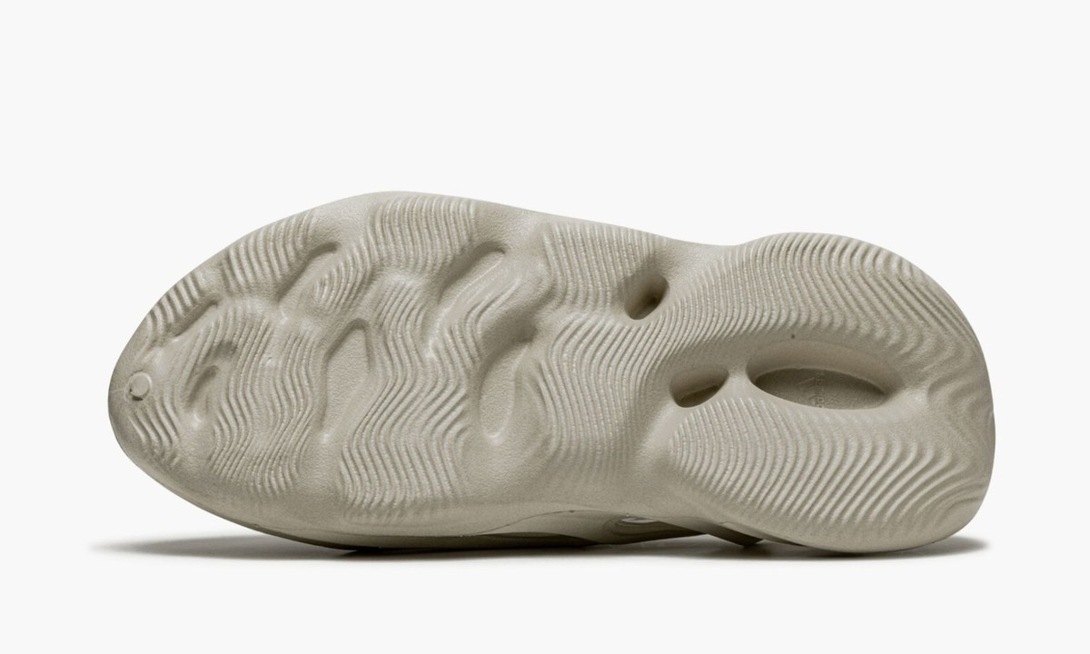 adidas Yeezy Foam RNNR Runner Sand FY4567 - All Sizes adidas Yeezy Foam RNNR Runner Sand FY4567 - All Sizes