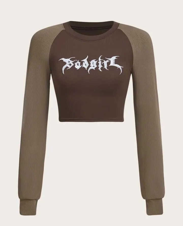 Camiseta para mujer talla 8-10 marrón niña mala bordada recortada nueva M Rocker Alt Y2K