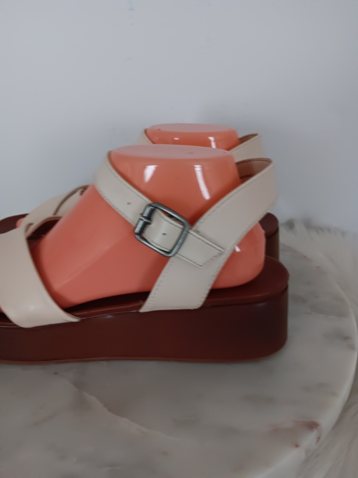 Universal Thread Women’s 9.5 Platform Sandals Fau… - image 5