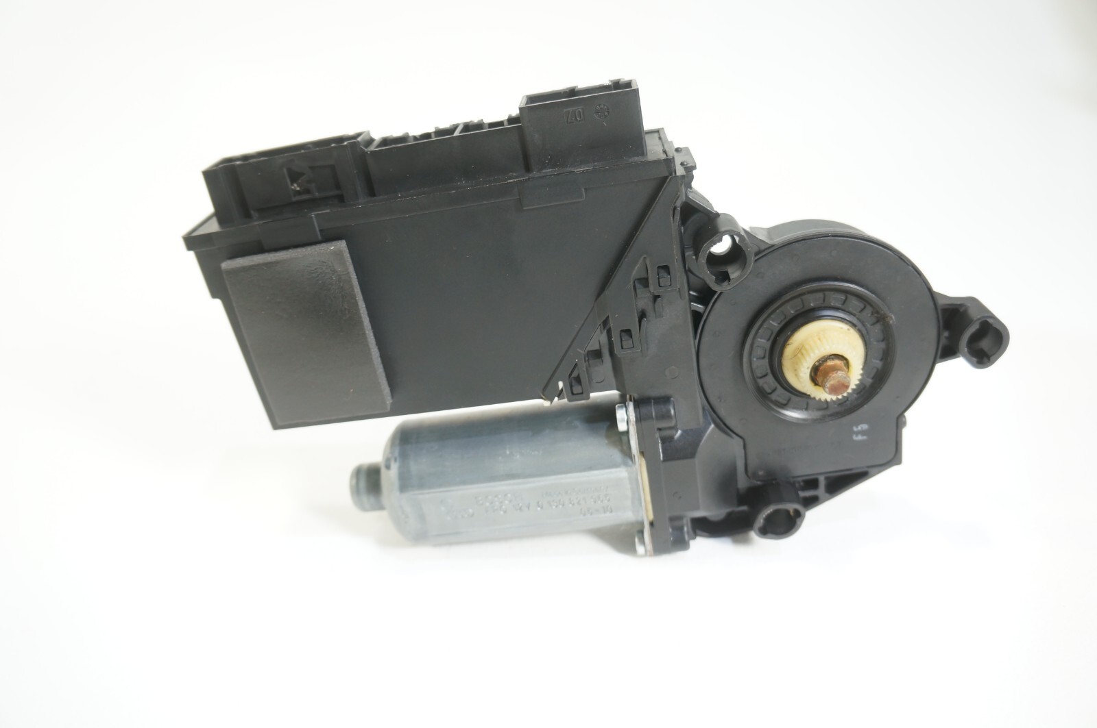 06-2009 Bentley Continental Flying Spur Front Right Door Window Regulator Motor