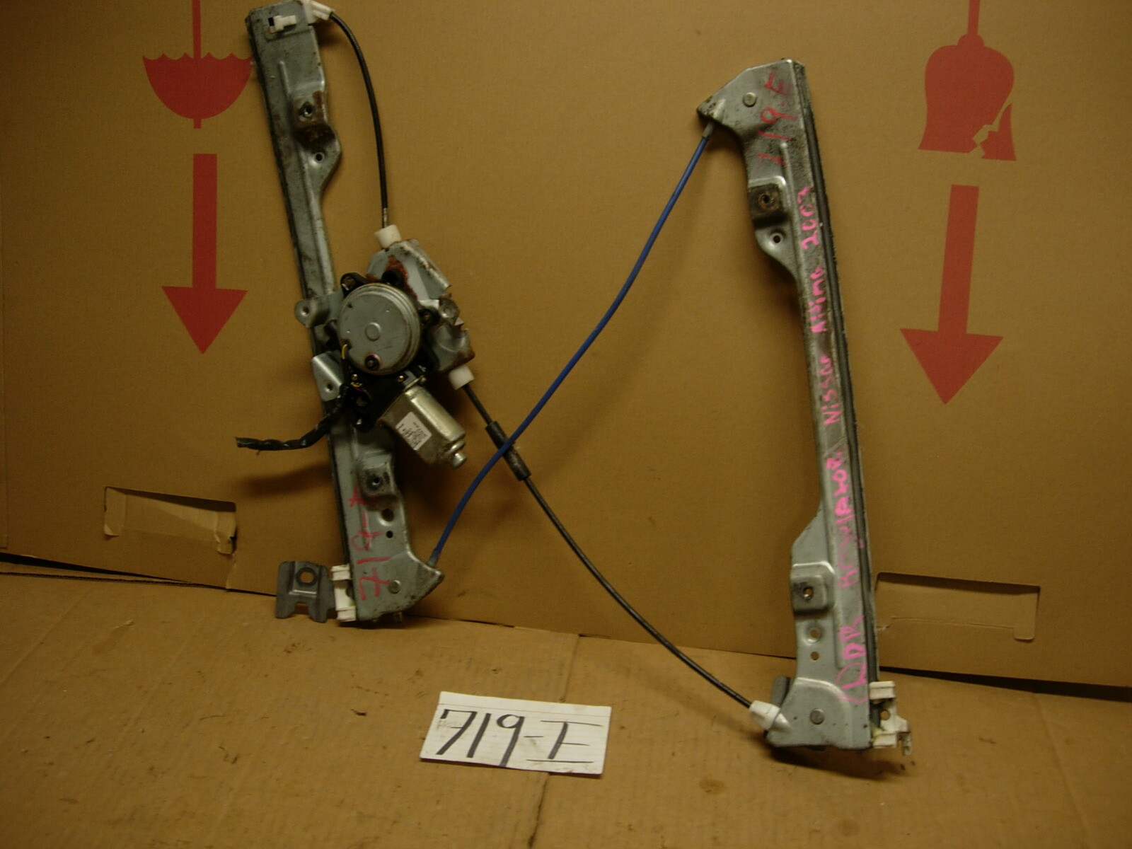 2003 Nissan Altima Front Driver Side Window Regulator w/ Motor #719-E