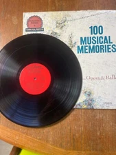 100 Musical Memories - 25 Great Concert Favorites VOL 1 R4 CSS 823 - Vinyl LP
