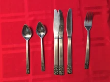 CAMEO 6 Pc Lot Stainless Carlyle Silverware Forks Spoons Knives