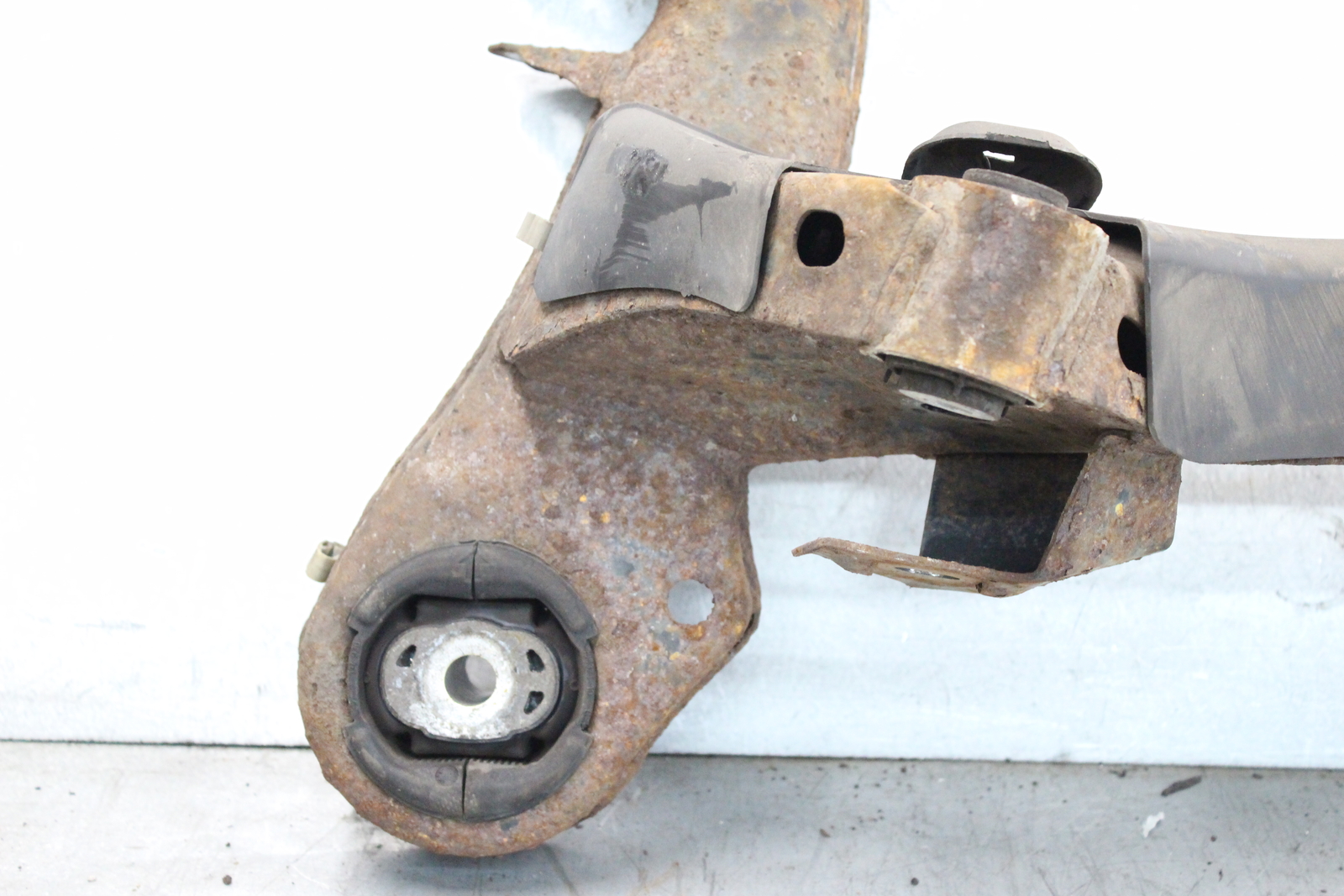 BMW E90 3Series 1Series Rear Subframe Axle Carrier Cross Member