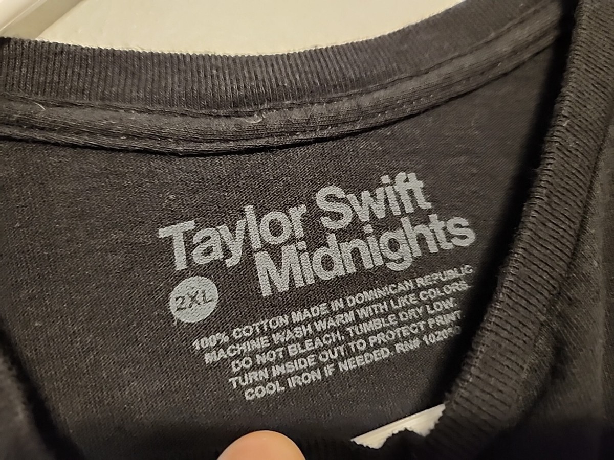 テイラースウィフト　Anti-hero Tシャツ　Sサイズ Taylor Swift Tシャツ Sサイズ ⑵ テイラー・スウィフト - メルカリ