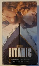 Titanic VHS, 1998, 2-Tape Set Leonardo Dicaprio Bill Paxton Kate Winslet