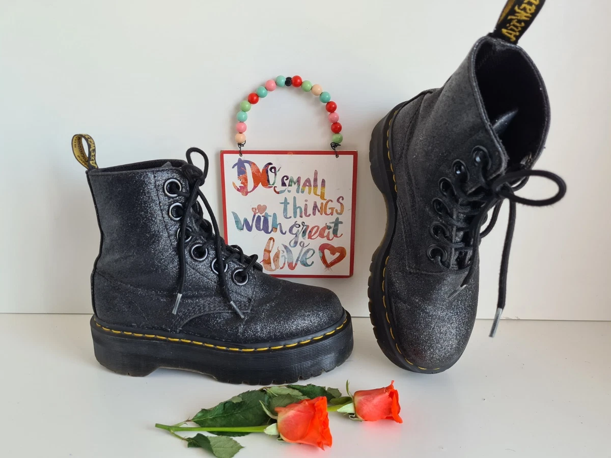 Dr. Martens女式莫莉靴| eBay