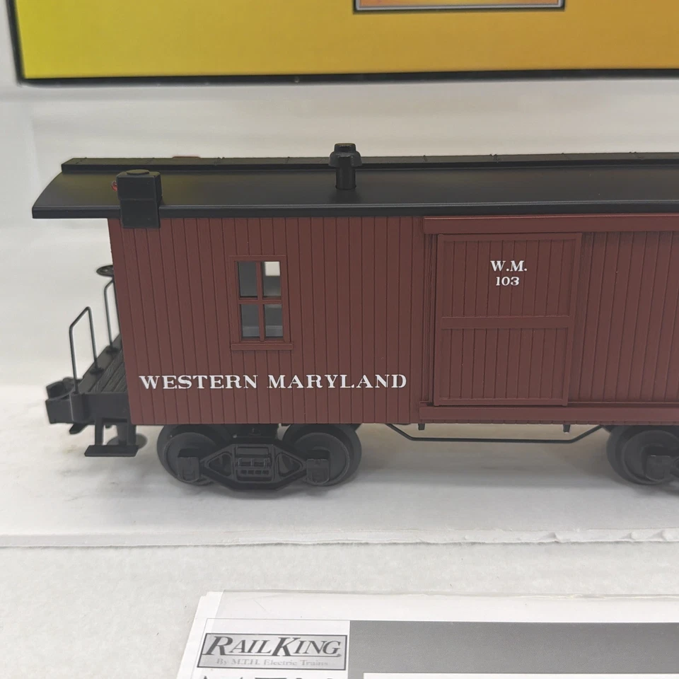 MTH RailKing 30-77077 Western Maryland 19th c Woodsided Caboose #103 New O C-7 - Image 4 of 4