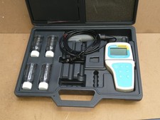 Oakton Waterproof pH/Conductivity/C meter pH/CON 10 series. With probe.