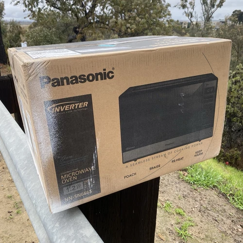 Panasonic 1.2 Cu. Ft. 1200W Microwave Oven w/ Inverter Tech - Stainless Steel - Picture 5 of 6