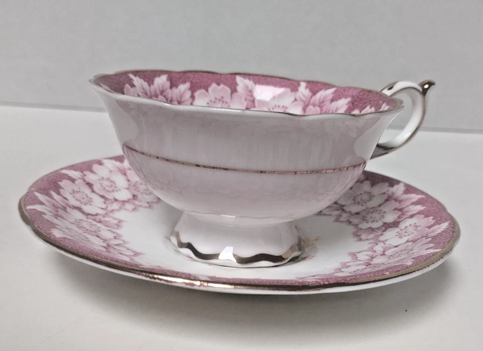 Taza y platillo floral rosa col rosa Paragon con cita Inglaterra Foto 4 de 4