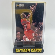 1997-98 Upper Deck Collector's Choice - Michael's Magic Michael Jordan #392