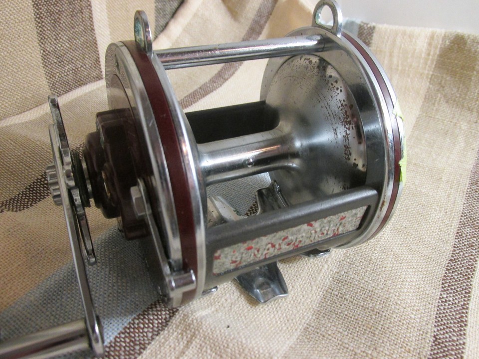 Vintage Penn Senator 113H 4/0 Special Fishing Reel Made In The U.S.A