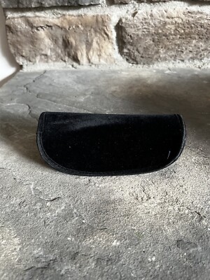 Marc By Marc Jacobs Black Semi-Hard Sunglasses Case, Excellent Condition Pre-Owned Marc Jacobs Sunglasses Case Hardshell Black Large  main image 3