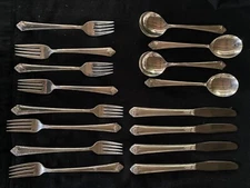 Starlight (Silverplate 1950) by International Silver 16 peices