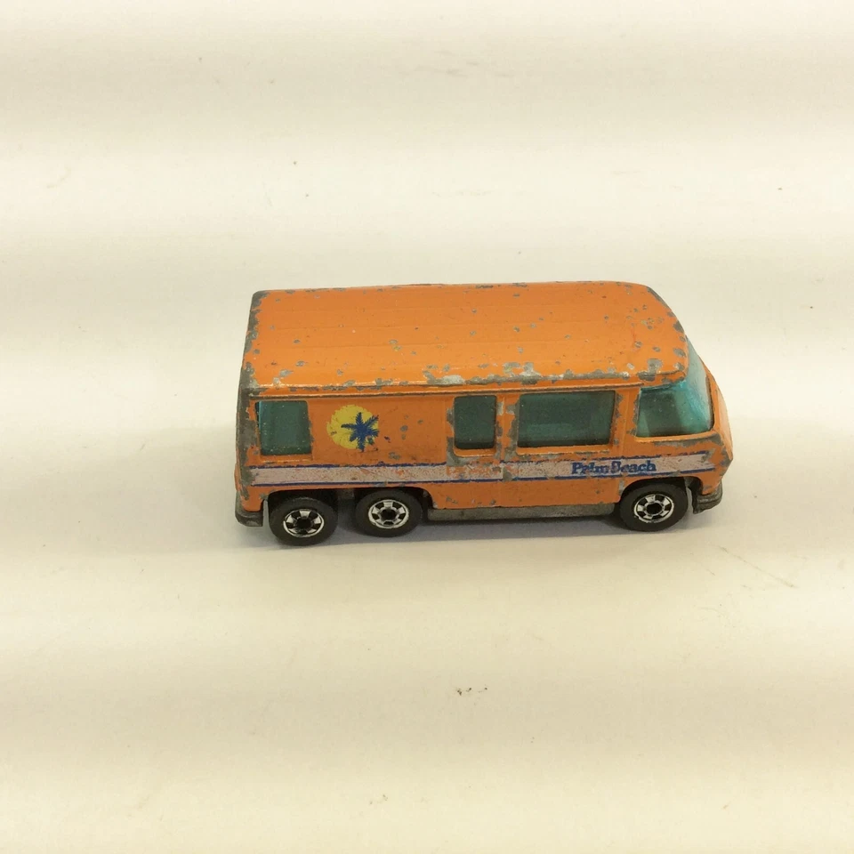 Hot Wheels Orange GMC Motor Home Hong Kong 1976 Metal Base Palm Beach - Image 3 of 4