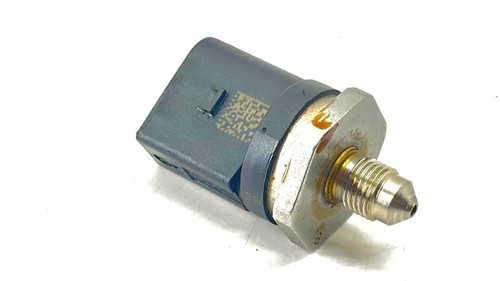 BMW 7 F01 F02 F03 F04 2014 Kraftstoffdrucksensor 0261545072 Benzin EPK15956