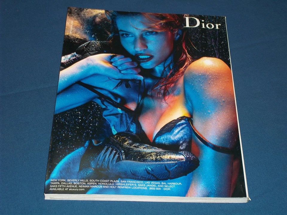 2003 MAY ALLURE MAGAZINE - GWEN STEFANI FRONT COVER - H 10413 - Image 2 of 2