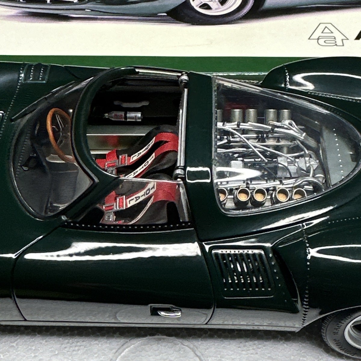 AUTOart 73541 Racing Green Jaguar Limited XJ13 (1:18 scale