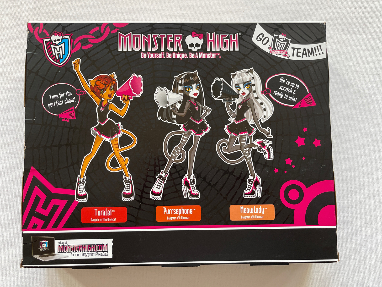 Monster High ~ GO TEAM !!! ~ WERECAT SISTERS 3 PACK ~ RARE