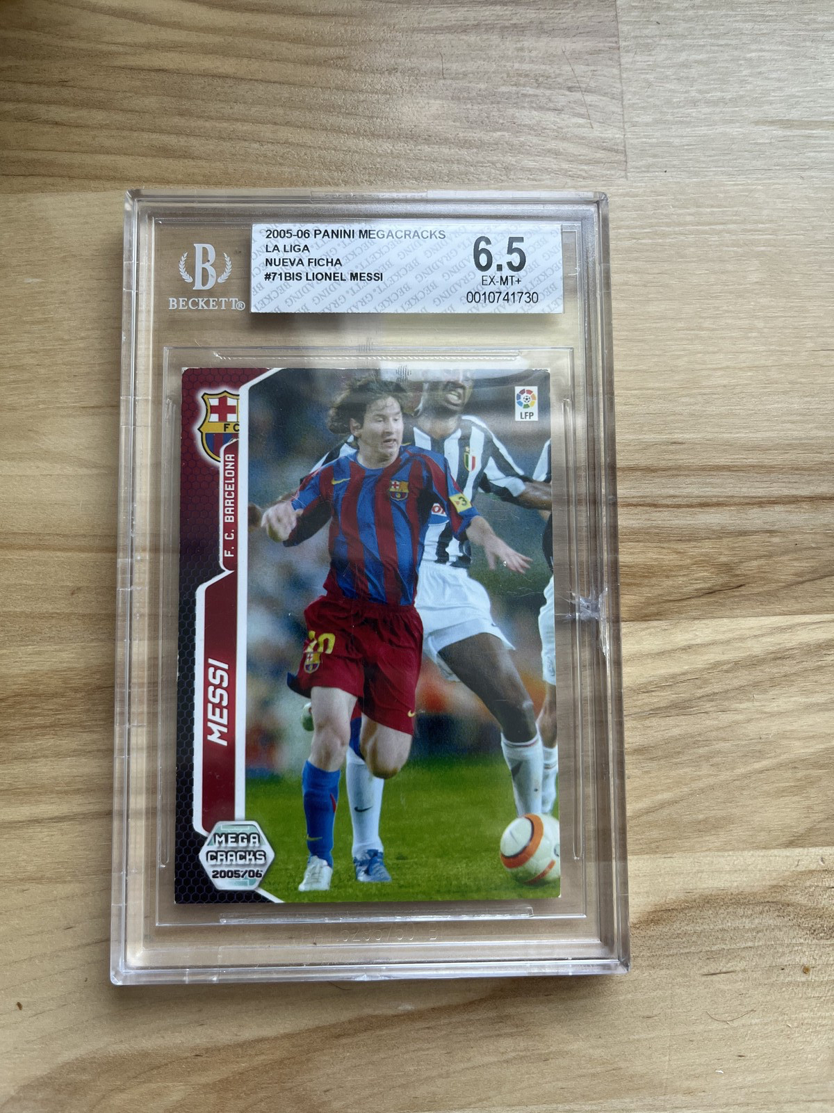 2005-06 Panini Megacracks MGK Barcelona La Liga - Lionel Messi Rookie #71 BIS