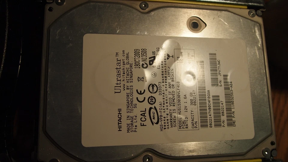 EMC DELL 300gb 15k FC Fibre Hard Disk Drive HITACHI HUS153030VLF4E0 HU127 b22147 - Image 2 of 2