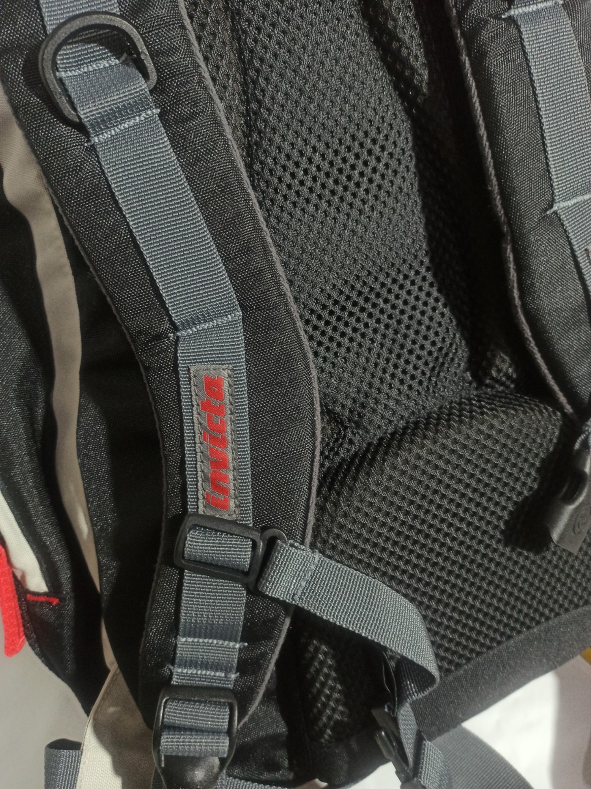 Invicta Backpack tracking USED good imported dire… - image 9