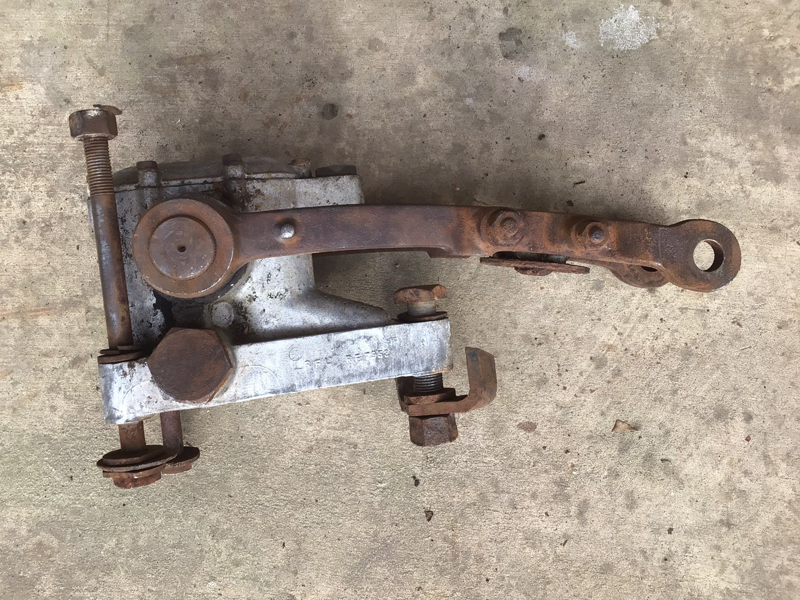 Rolls-Royce/ Bentley Front Shock Absorber 1945-1955 (RF7958SXR)