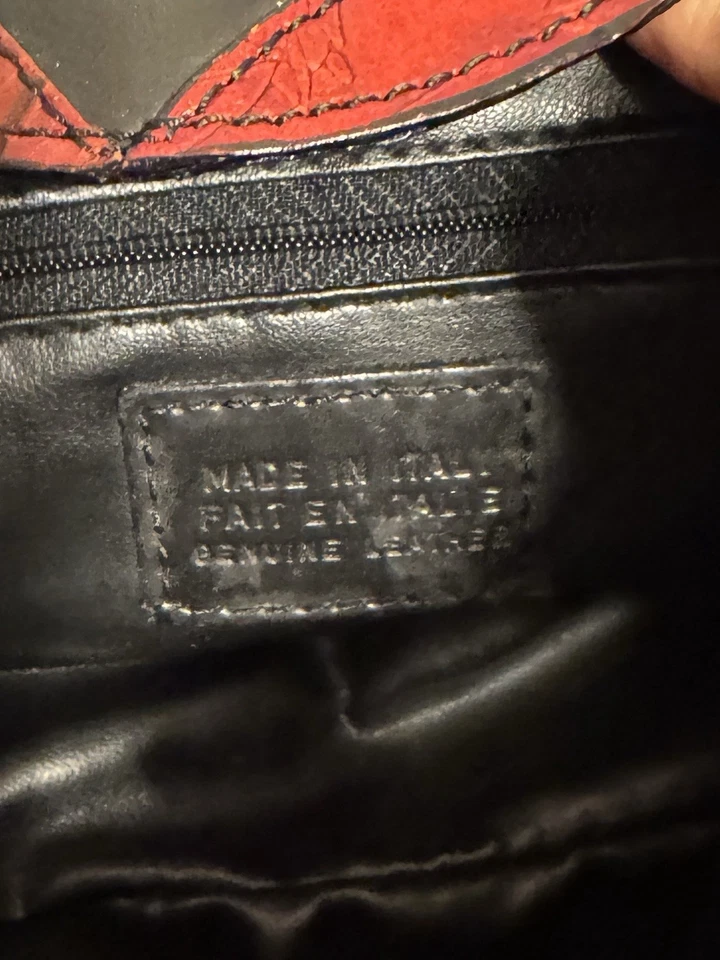 bolsa de couro genuíno vintage feita à mão 10x7 -Italiana - Preto e Vermelho ENCONTRO IMOBILIÁRIO - Imagem 4 de 4