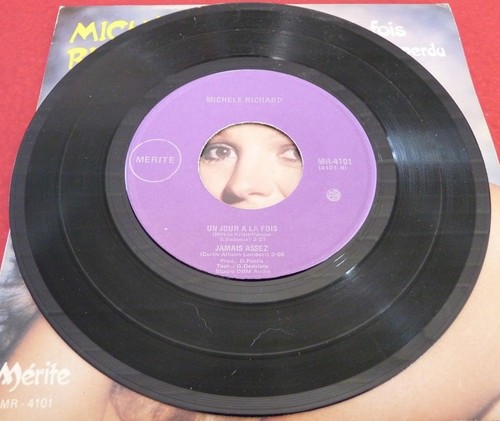 *45 RPM Album vinyl Michèle Richard Un Jour à la Fois / Qui A Gagné Qui A Perdu - Picture 2 of 3