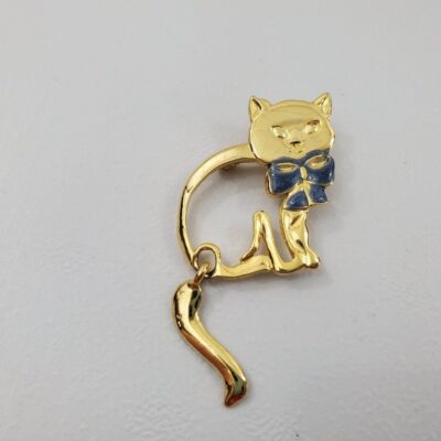KK/ED Cat Pin Dangle Blue Bow Gold Tone Charm Brooch Tail Animal