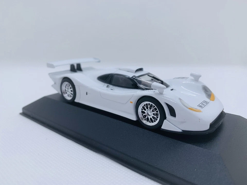 Coche de carretera Onyx Porsche 911 GT1 1998 BLANCO raro   Foto 4 de 4