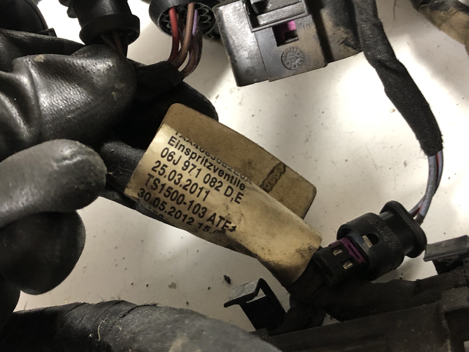 09-17 VW CC B6 2.0T MANUAL Engine Wiring Harness CCTA TSI 067971082D OEM 6MT 13