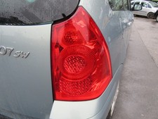 Orig. Heckleuchte Rücklicht rechts - Kombi - Facelift Bj.05 Peugeot 307 SW 140