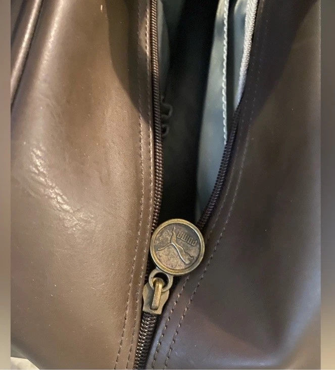 Bolso Mensajero PUMA Marrón Hombre Mediano-Grande para Viaje o Almacenamiento En muy buen estado Foto 3 de 4