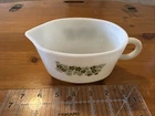 Vintage pyrex Green Spring Blossom Crazy Daisy milk glass 77B Gravy Boat 5" x 3"