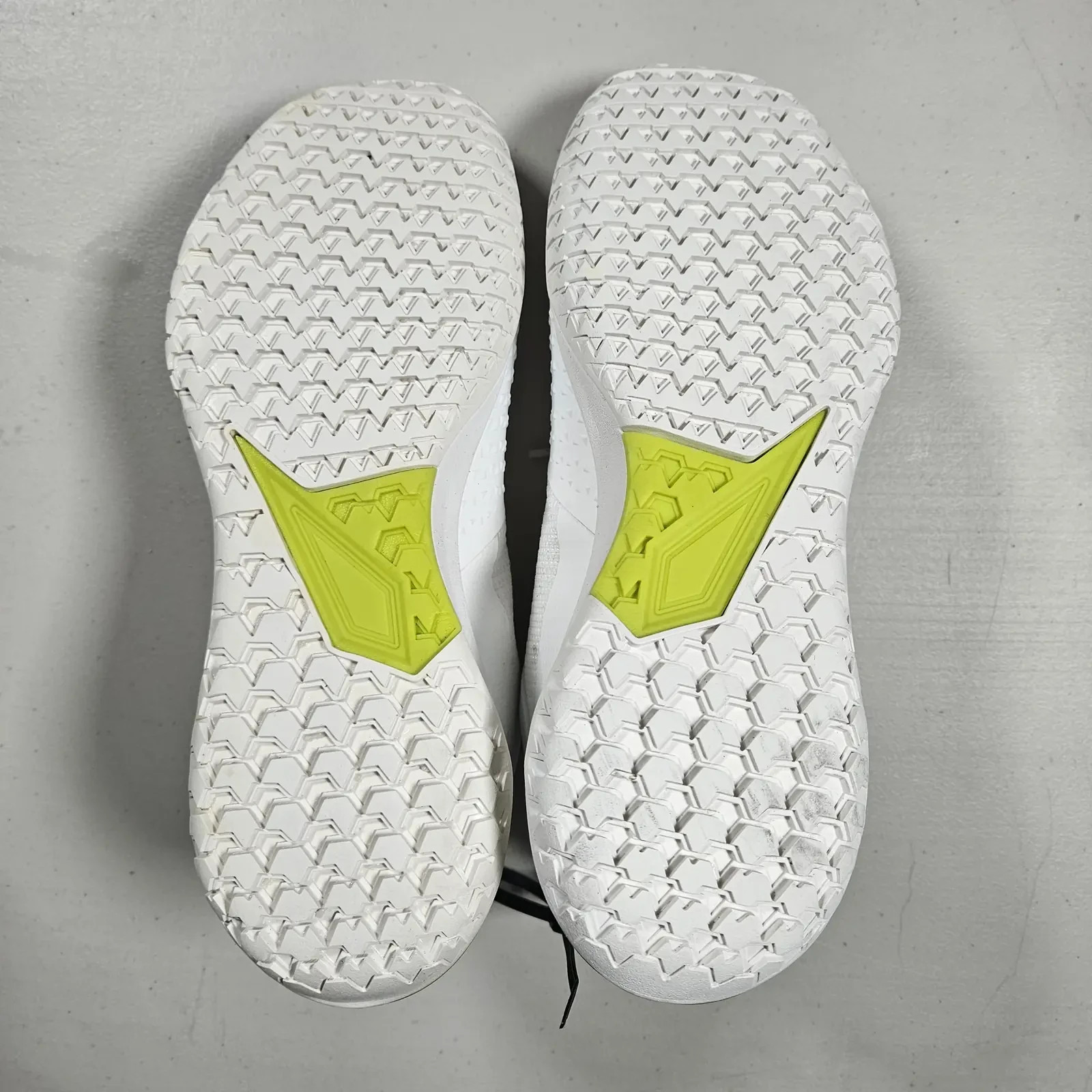 Slazenger SZR Pro 10 Tennis Shoes Mens UK 7 EU 41 White Fluo Court Trainers image 4
