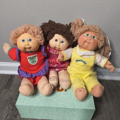Lot Of 3 Vintage 1980's Cabbage Patch Kids Dolls Xavier Roberts w/ Clothes
