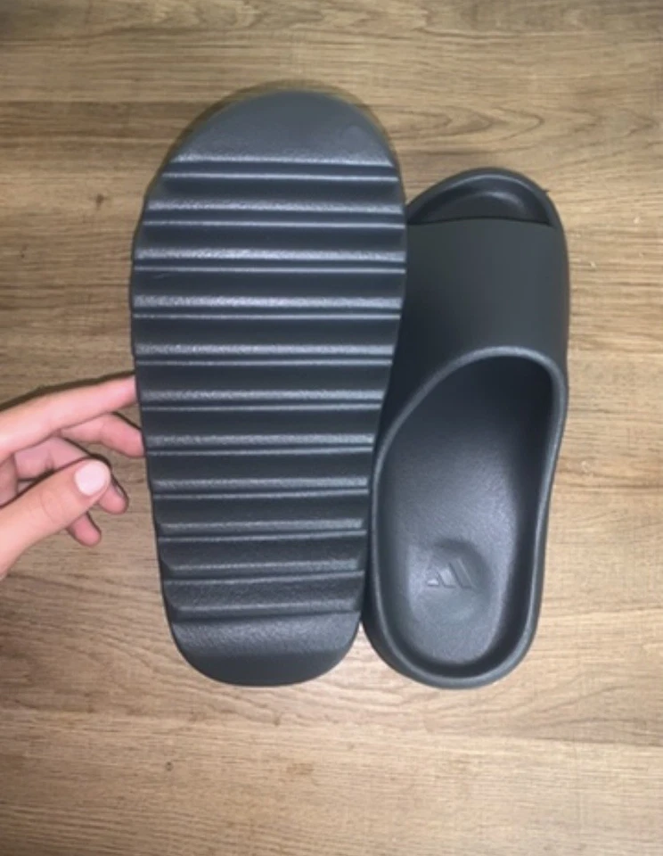Yeezy Slide Onyx Talla 10 (envío al día siguiente después de la compra)�� Foto 4 de 4
