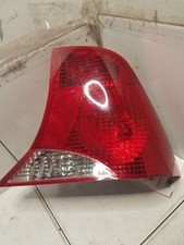 2001-2002 Ford Focus Passenger Right Tail Light Oem 320899